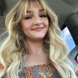 Meet your Posher, Haley